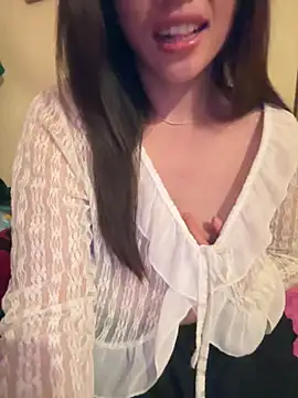 -Paige- online show from May 2, 2026, 12:27 am