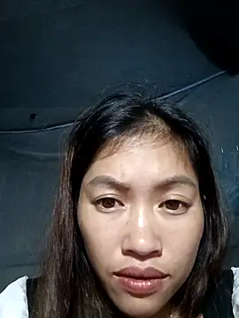 Snapshot of -Paige- chatting on November 11, 2025, 6:41 am -Paige- online show from November 11, 2025, 6:41 am