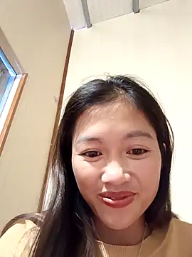 Snapshot of -Paige- chatting on November 25, 2025, 6:03 am -Paige- online show from November 25, 2025, 6:03 am