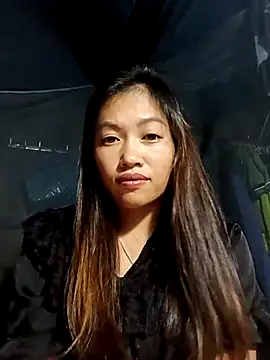 Snapshot of -Paige- chatting on October 30, 2025, 1:53 pm -Paige- online show from October 30, 2025, 1:53 pm