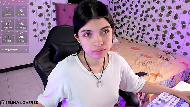 Snapshot of selina_lovers_ chatting on November 15, 2025, 3:10 am selina lovers online show from November 15, 2025, 3:10 am