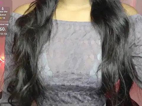 Snapshot of Rashiii_ chatting on October 15, 2025, 7:38 am Rashiii online show from October 15, 2025, 7:38 am