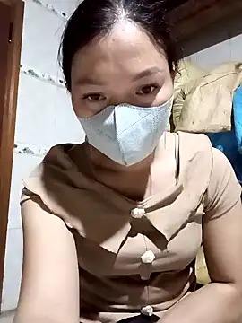 Snapshot of nat-tri chatting on November 11, 2025, 4:35 pm nat-tri online show from November 11, 2025, 4:35 pm