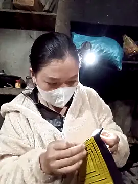 Snapshot of nat-tri chatting on November 23, 2025, 1:54 pm nat-tri online show from November 23, 2025, 1:54 pm