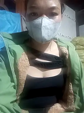 Snapshot of nat-tri chatting on November 3, 2025, 1:15 pm nat-tri online show from November 3, 2025, 1:15 pm