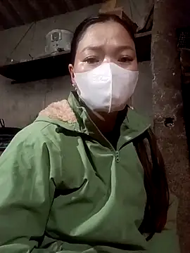 Snapshot of nat-tri chatting on November 5, 2025, 11:19 pm nat-tri online show from November 5, 2025, 11:19 pm