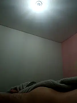 Kleber1980 online show from November 4, 2025, 1:31 am