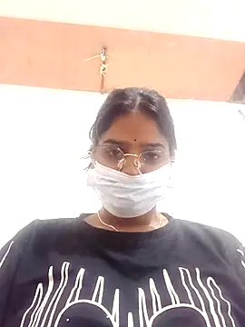 CUTE Sistar online show from February 3, 2026, 3:28 pm