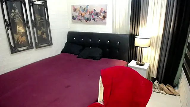 TSJaninexx online show from November 23, 2025, 8:02 am