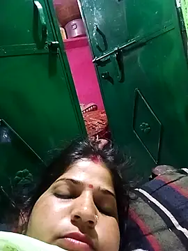 Karishma cute online show from February 1, 2026, 1:04 am