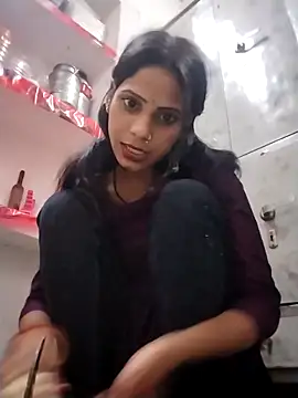 Nitya hot online show from November 18, 2025, 1:47 pm