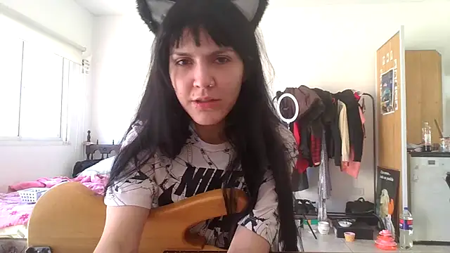 miapink33 online show from November 24, 2025, 6:08 pm