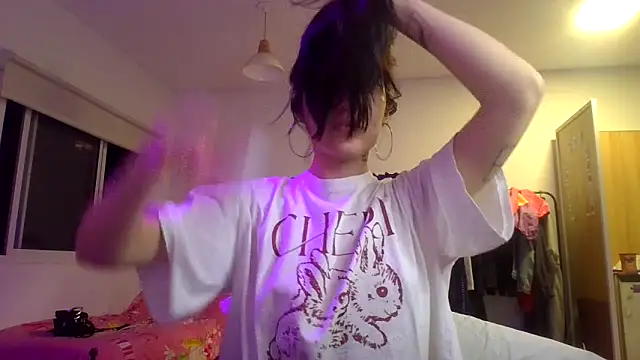 miapink33 online show from March 9, 2026, 11:41 pm