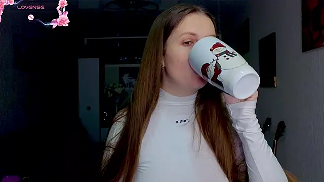 Snapshot of Amy__Leee_ chatting on October 25, 2025, 12:17 pm Amy Leee online show from October 25, 2025, 12:17 pm