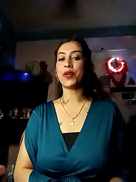 Snapshot of Darling_Annie chatting on November 14, 2025, 6:11 pm Darling Annie online show from November 14, 2025, 6:11 pm