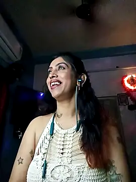 Snapshot of Darling_Annie chatting on December 2, 2025, 6:09 pm Darling Annie online show from December 2, 2025, 6:09 pm