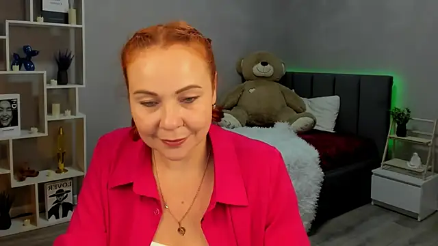 Snapshot of NataliKaminski chatting on November 13, 2025, 6:28 am NataliKaminski online show from November 13, 2025, 6:28 am