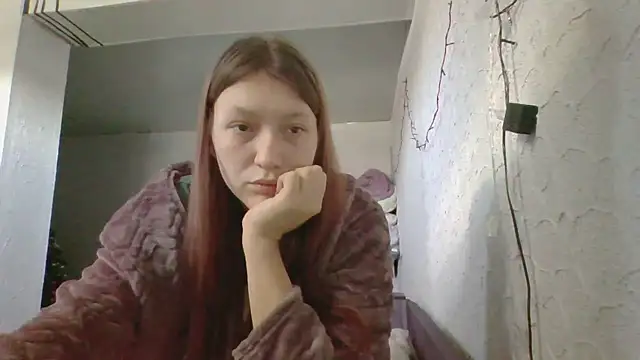 luna tt online show from February 1, 2026, 8:01 am