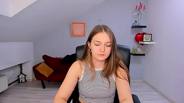 Snapshot of AnneWilsonn chatting on March 18, 2026, 12:19 pm AnneWilsonn online show from March 18, 2026, 12:19 pm