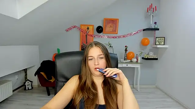 AnneWilsonn online show from October 29, 2025, 12:26 pm