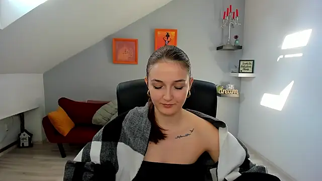 AnneWilsonn online show from January 14, 2026, 11:47 am