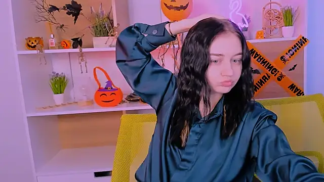 Snapshot of sendi_cais chatting on October 31, 2025, 9:39 am sendi cais online show from October 31, 2025, 9:39 am