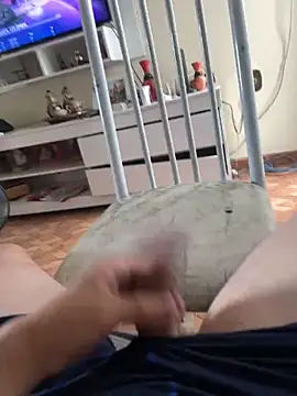 Pedrolacerda224 online show from November 5, 2025, 6:44 pm