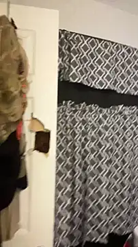 Snapshot of queenkelly1234 chatting on November 9, 2025, 8:35 pm queenkelly1234 online show from November 9, 2025, 8:35 pm