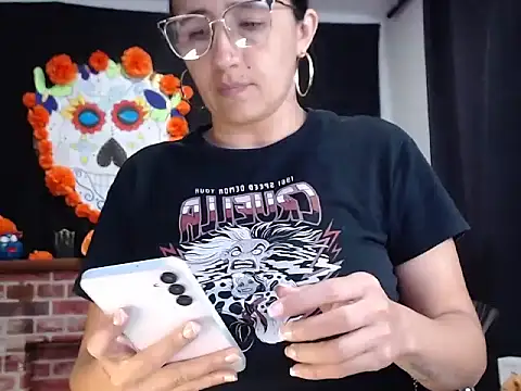 Snapshot of Lucyy_Naugthy chatting on November 21, 2025, 11:53 am Lucyy Naugthy online show from November 21, 2025, 11:53 am