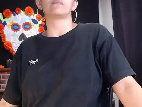 Snapshot of Lucyy_Naugthy chatting on November 11, 2025, 1:06 pm Lucyy Naugthy online show from November 11, 2025, 1:06 pm