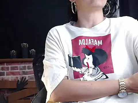 Snapshot of Lucyy_Naugthy chatting on October 24, 2025, 12:15 pm Lucyy Naugthy online show from October 24, 2025, 12:15 pm