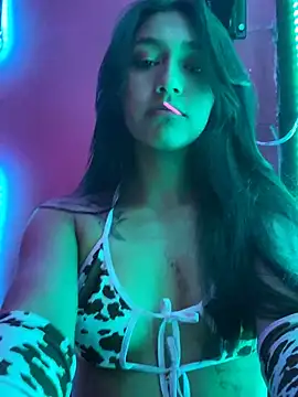 Snapshot of Nahomy_cute1 chatting on October 31, 2025, 11:44 pm Nahomy cute1 online show from October 31, 2025, 11:44 pm