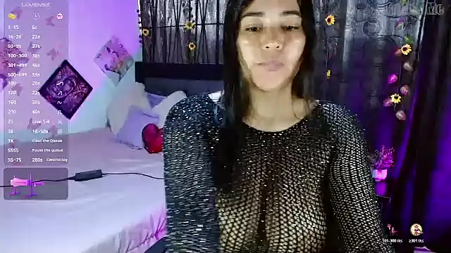 HaannaAGT online show from November 5, 2025, 8:45 pm