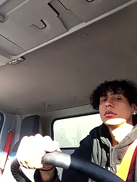 Snapshot of Jjloscooby chatting on January 11, 2026, 10:49 pm Jjloscooby online show from January 11, 2026, 10:49 pm