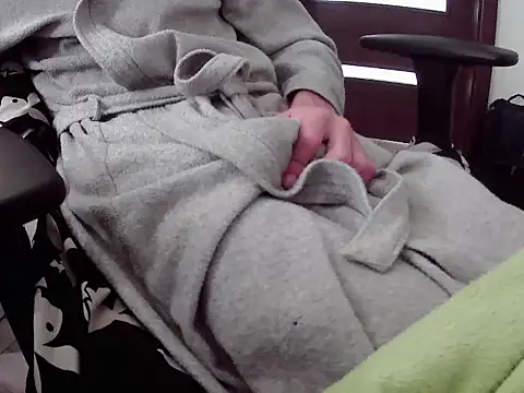 Batboy94 online show from November 2, 2025, 9:14 am