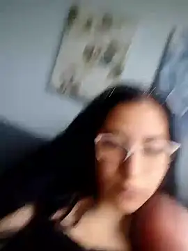 kassandra luxury online show from December 5, 2025, 7:34 pm