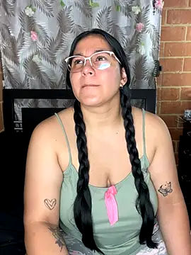 kassandra luxury online show from October 30, 2025, 4:44 am