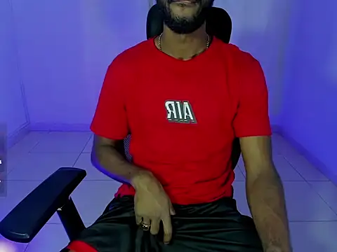 BenhtenBlack25 online show from October 31, 2025, 9:22 pm