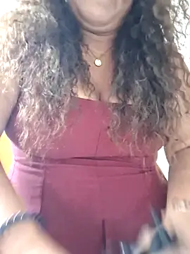 Snapshot of sol093 chatting on February 8, 2026, 9:12 pm sol093 online show from February 8, 2026, 9:12 pm