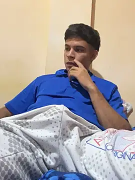 Snapshot of Michael_black01 chatting on January 14, 2026, 11:08 pm Michael black01 online show from January 14, 2026, 11:08 pm