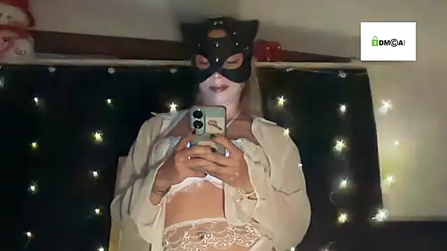  Nefertiti online show from June 27, 2026, 6:14 pm