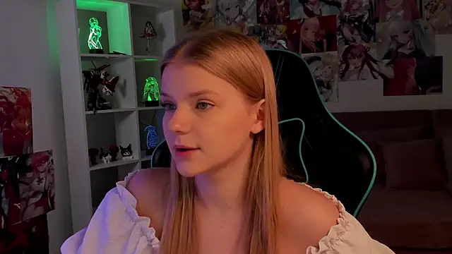 LilitRosen online show from November 18, 2025, 5:16 pm