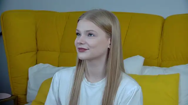 LilitRosen online show from November 25, 2025, 5:46 pm