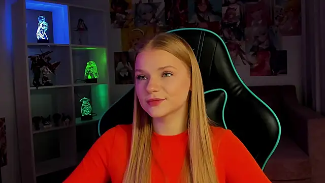 LilitRosen online show from December 1, 2025, 5:36 pm