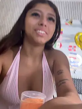 Snapshot of dafne17_ chatting on June 21, 2026, 9:26 am dafne17 online show from June 21, 2026, 9:26 am