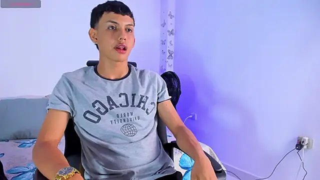 Snapshot of Axel_Cody_ chatting on October 17, 2025, 2:04 am Axel Cody online show from October 17, 2025, 2:04 am