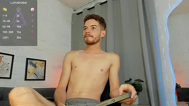 Snapshot of MATEO_HUNTER chatting on November 9, 2025, 4:16 am MATEO HUNTER online show from November 9, 2025, 4:16 am