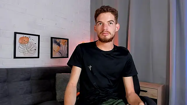 Snapshot of MATEO_HUNTER chatting on October 16, 2025, 1:19 pm MATEO HUNTER online show from October 16, 2025, 1:19 pm