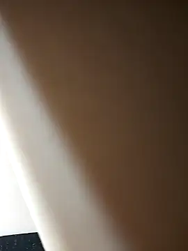 Snapshot of Amanda-_ena- chatting on November 30, 2025, 7:14 pm Amanda- ena- online show from November 30, 2025, 7:14 pm