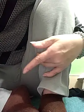 Amanda- ena- online show from December 16, 2025, 2:43 pm